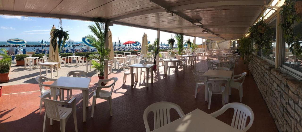 Rex 4* Livorno