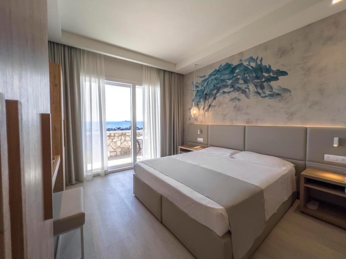 Rex 4* Livorno