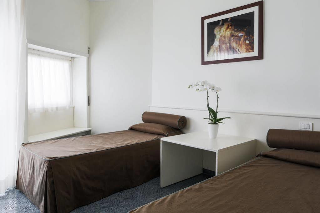 Rex 4* Livorno